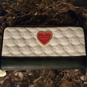 Betsey Johnson White and Black Quilted Wallet